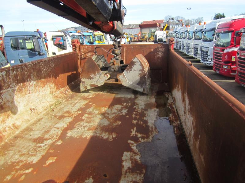 Kipper vrachtwagen Mercedes Actros 2632