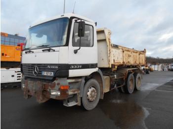 Kipper vrachtwagen Mercedes Actros 3331