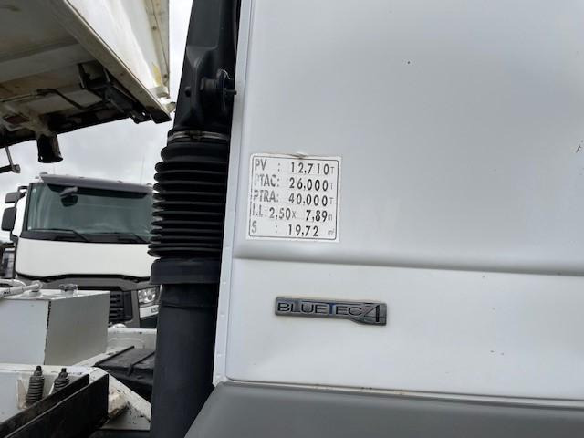 Kipper vrachtwagen Mercedes Actros 3332