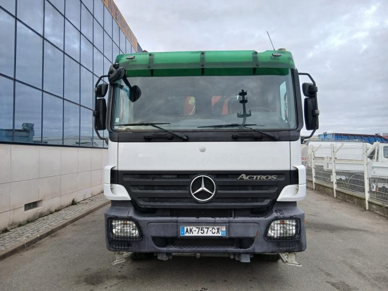 Kipper vrachtwagen Mercedes Actros 3336