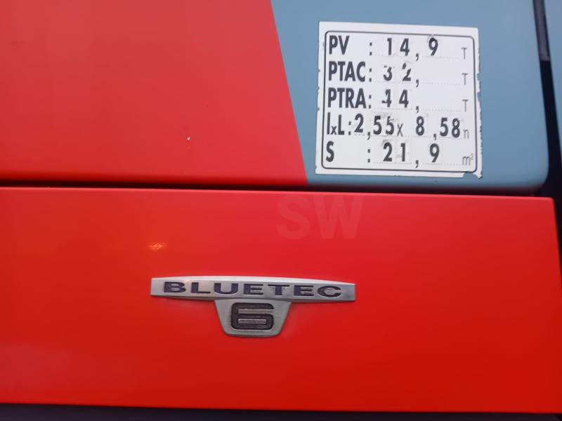 Kipper vrachtwagen Mercedes Arocs 4143