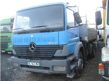Kipper vrachtwagen Mercedes Atego 1823