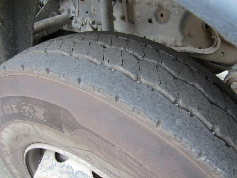 Kipper vrachtwagen Mercedes Axor 3240