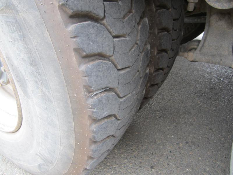 Kipper vrachtwagen Mercedes Axor 3240