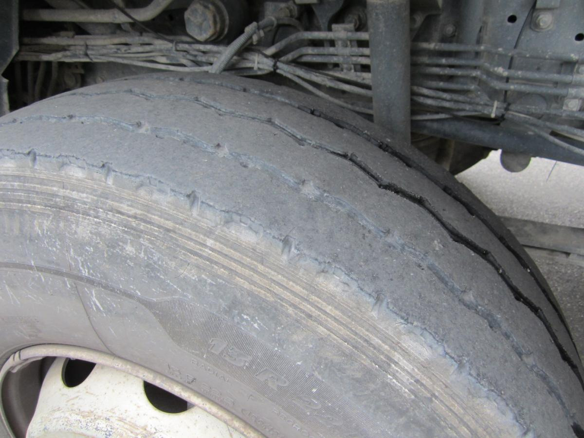 Kipper vrachtwagen Mercedes Axor 3240