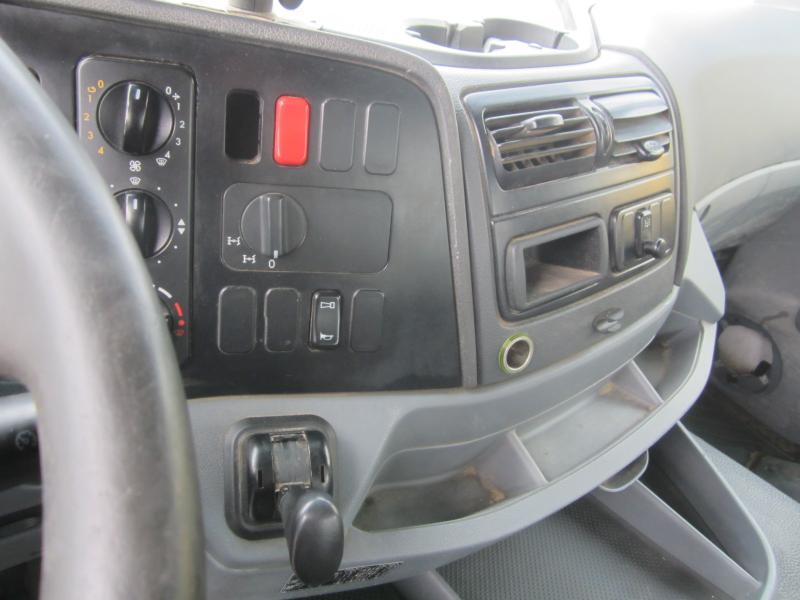 Kipper vrachtwagen Mercedes Axor 3240