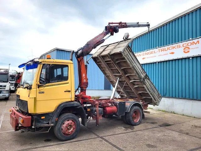 Kipper vrachtwagen Mercedes-Benz 1117 K (6-CILINDER) KIPPER WITH FERRARI CRANE (FULL STEEL SUSPENSION / MANUAL GEARBOX / P.T.O.)