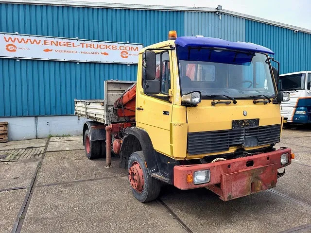Kipper vrachtwagen Mercedes-Benz 1117 K (6-CILINDER) KIPPER WITH FERRARI CRANE (FULL STEEL SUSPENSION / MANUAL GEARBOX / P.T.O.)