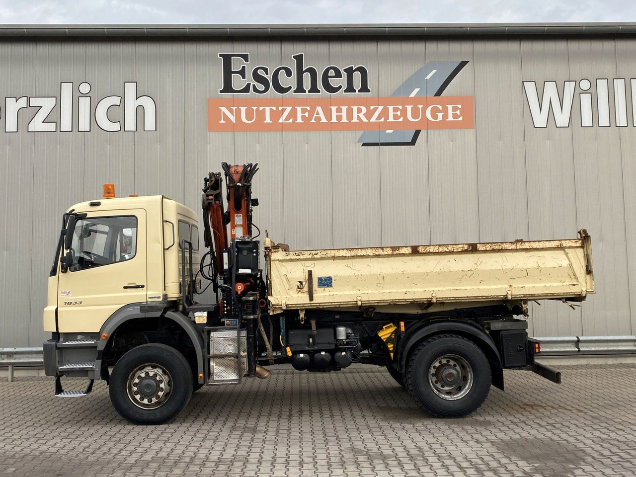 Kipper vrachtwagen Mercedes-Benz 1833 4x4 Axor | Atlas 105.2-A2*Funk*AHK*3 Sitze