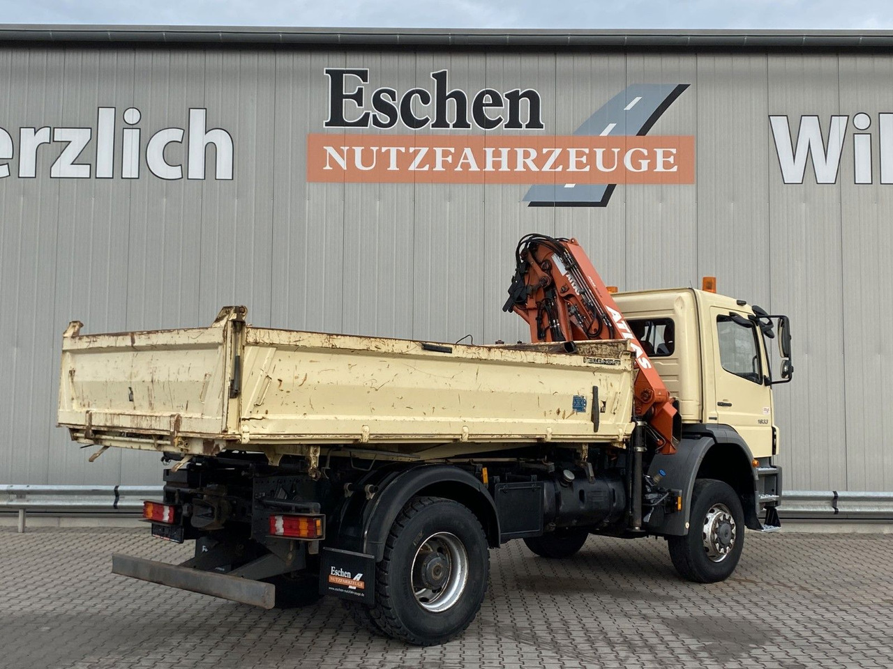 Kipper vrachtwagen Mercedes-Benz 1833 4x4 Axor | Atlas 105.2-A2*Funk*AHK*3 Sitze