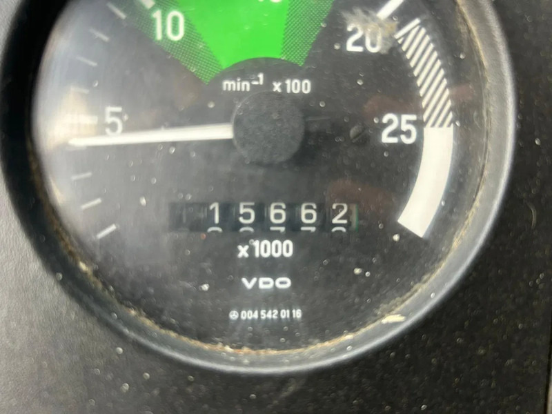 Kipper vrachtwagen Mercedes-Benz 2024