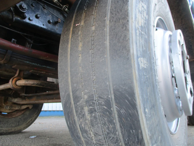Kipper vrachtwagen Mercedes-Benz 2632 , V10, 6x4, ZF Manual , 3 way tipper , Spring Suspension