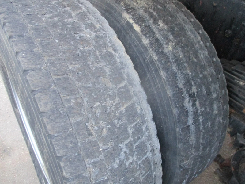 Kipper vrachtwagen Mercedes-Benz 2632 , V10, 6x4, ZF Manual , 3 way tipper , Spring Suspension