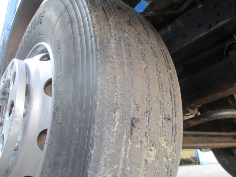 Kipper vrachtwagen Mercedes-Benz 2632 , V10, 6x4, ZF Manual , 3 way tipper , Spring Suspension