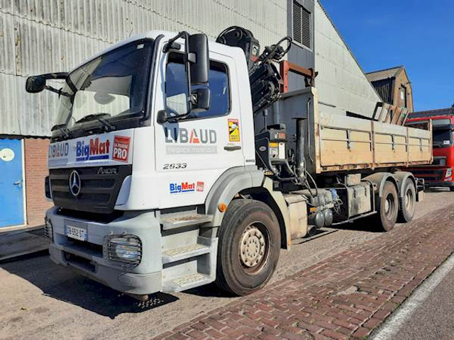 Kipper vrachtwagen Mercedes-Benz 2633 6X4