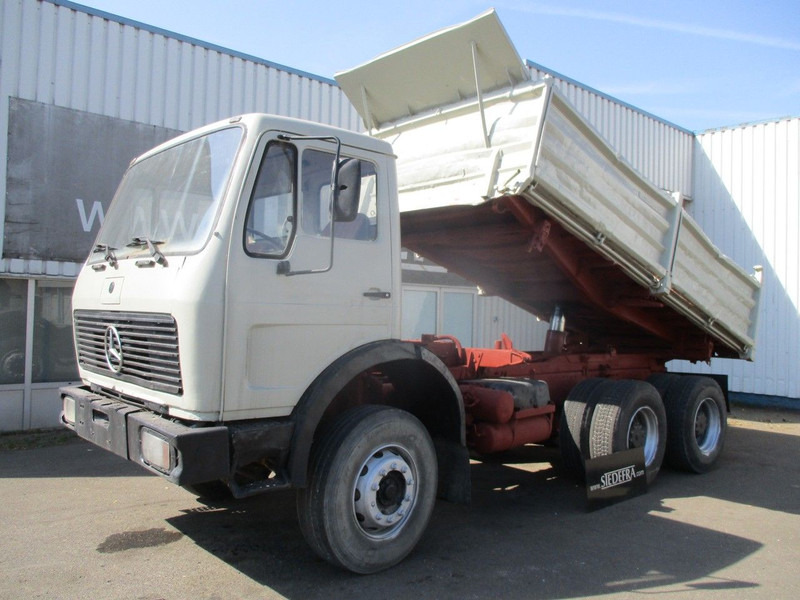 Kipper vrachtwagen Mercedes-Benz 2633, V8 , ZF Manual , 6x4 , 3 Way tipper , Spring suspension