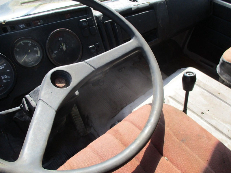 Kipper vrachtwagen Mercedes-Benz 2633, V8 , ZF Manual , 6x4 , 3 Way tipper , Spring suspension