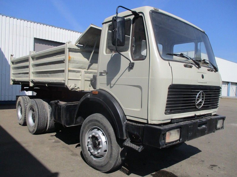 Kipper vrachtwagen Mercedes-Benz 2633, V8 , ZF Manual , 6x4 , 3 Way tipper , Spring suspension
