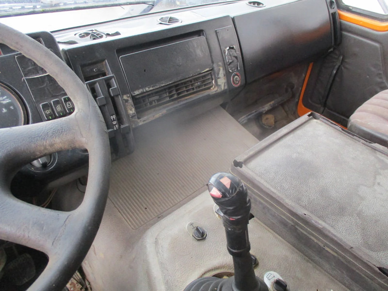 Kipper vrachtwagen Mercedes-Benz 2635 , V8 Bi-Turbo , 6x4, ZF Manual , 3 way tipper , Spring suspension