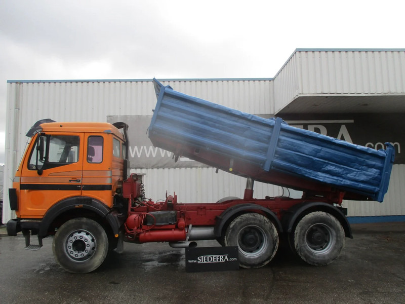 Kipper vrachtwagen Mercedes-Benz 2635 , V8 Bi-Turbo , 6x4, ZF Manual , 3 way tipper , Spring suspension