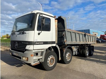 Kipper vrachtwagen Mercedes-Benz 3235 8X4 MANUAL KIPPER ACTROS