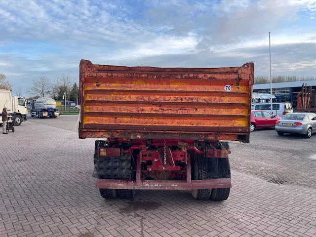 Kipper vrachtwagen Mercedes-Benz AK 2635 6x4 V8