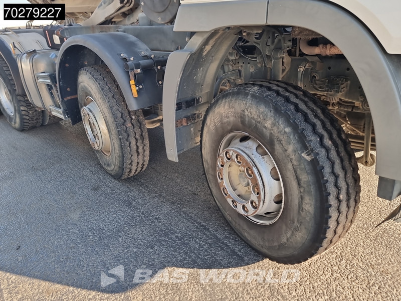 Kipper vrachtwagen Mercedes-Benz Actros 4141 8X4 12m3 Meiller 2-way tipper steelsuspension Euro 4