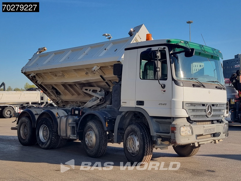 Kipper vrachtwagen Mercedes-Benz Actros 4141 8X4 12m3 Meiller 2-way tipper steelsuspension Euro 4