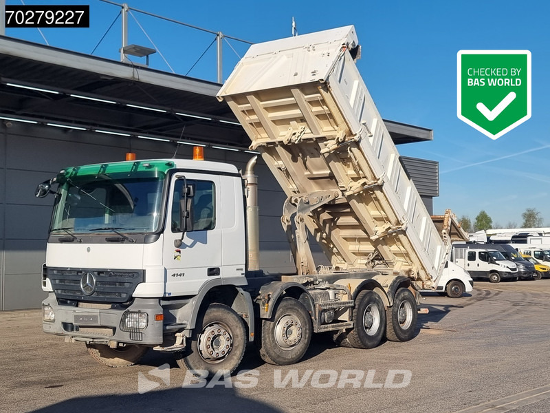 Kipper vrachtwagen Mercedes-Benz Actros 4141 8X4 12m3 Meiller 2-way tipper steelsuspension Euro 4