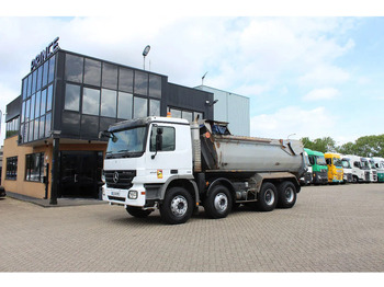 Kipper vrachtwagen Mercedes-Benz Actros 4141 * 8x4 * 3 pedal *