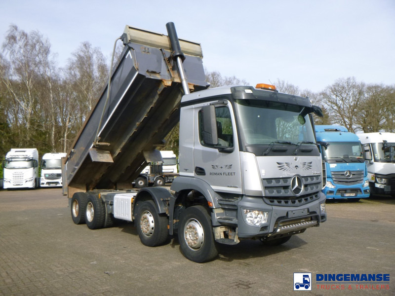 Kipper vrachtwagen Mercedes-Benz Arocs 3246 8x4 RHD tipper