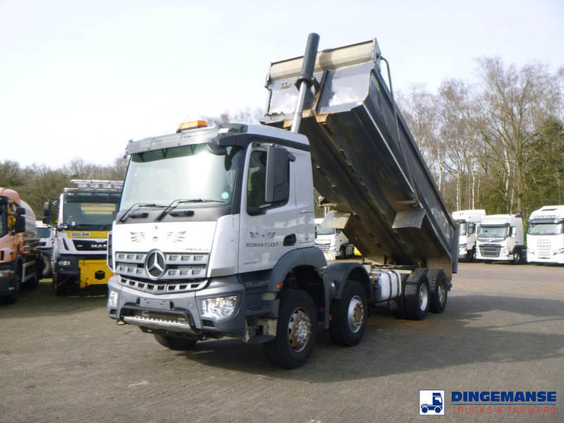 Kipper vrachtwagen Mercedes-Benz Arocs 3246 8x4 RHD tipper