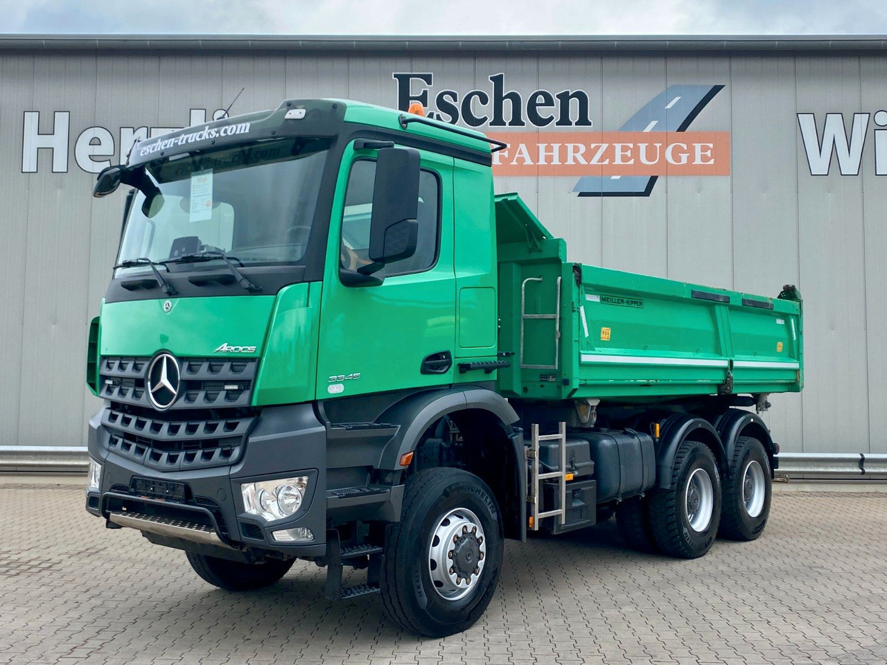 Kipper vrachtwagen Mercedes-Benz Arocs 3345 6x6 | MEILLER*Bordmatik*Blatt*AHK+Oel