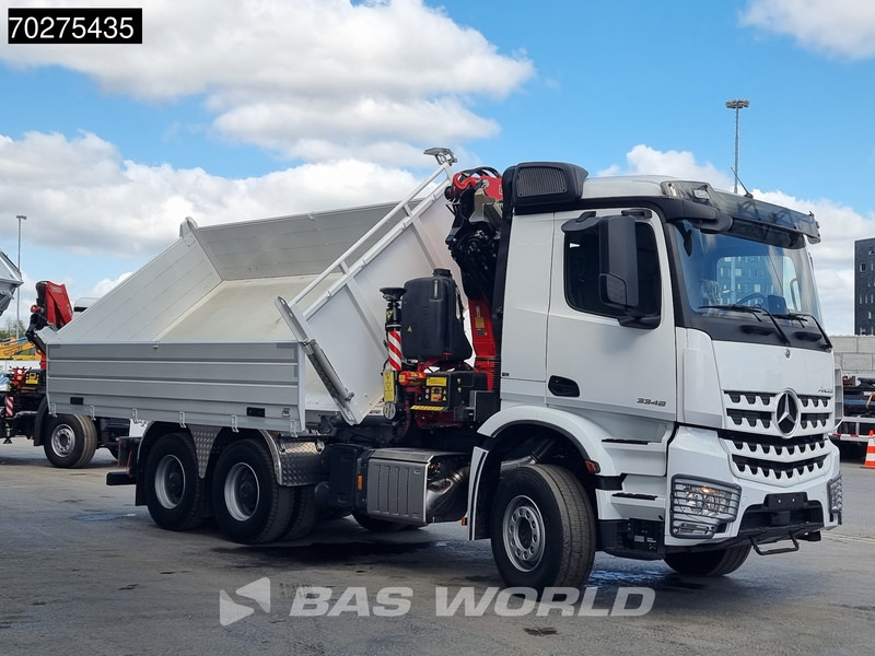 Kipper vrachtwagen Mercedes-Benz Arocs 3348 6X4 Fassi F255A2.24 Kran Crane 9m3 3-Sided Tipper Big-Axle Euro 6