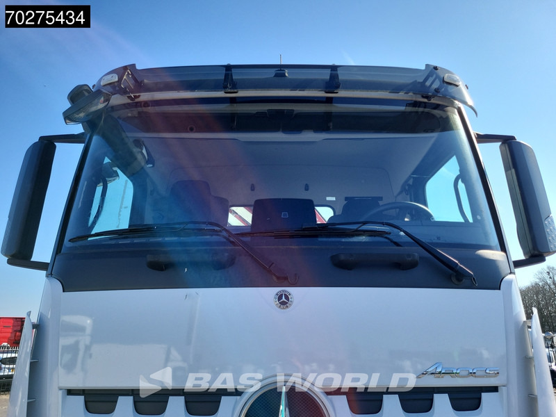 Kipper vrachtwagen Mercedes-Benz Arocs 3348 6X6 Fassi F255A.2.24 xe-dynamic Kran Dreiseitenkipper Navi Euro 6
