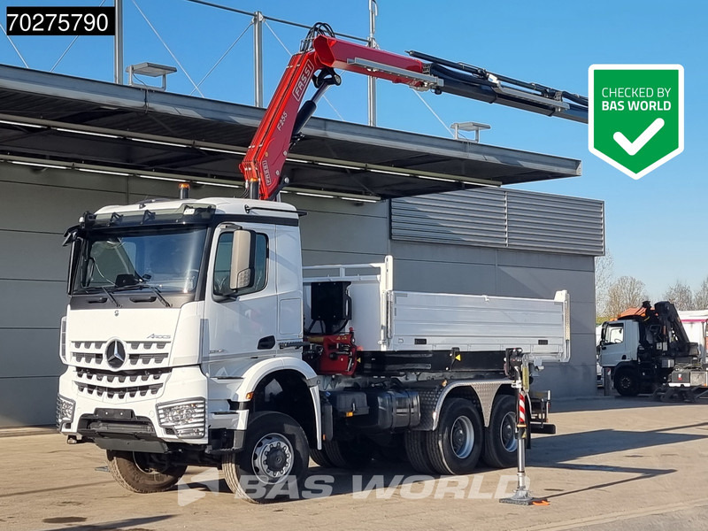 Kipper vrachtwagen Mercedes-Benz Arocs 3348 6X6 Full Steel Retarder Fassi 25T/M Crane Kran Euro 6