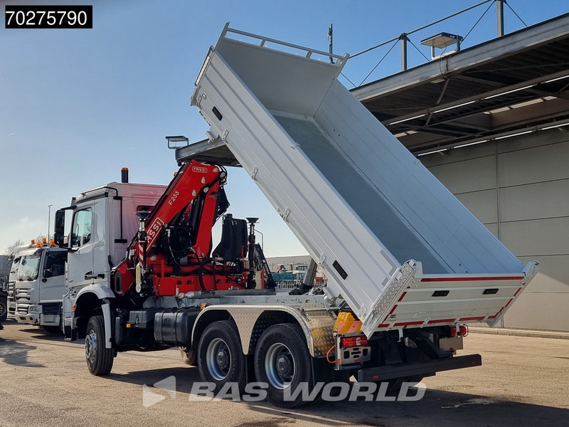 Kipper vrachtwagen Mercedes-Benz Arocs 3348 6X6 Full Steel Retarder Fassi 25T/M Crane Kran Euro 6