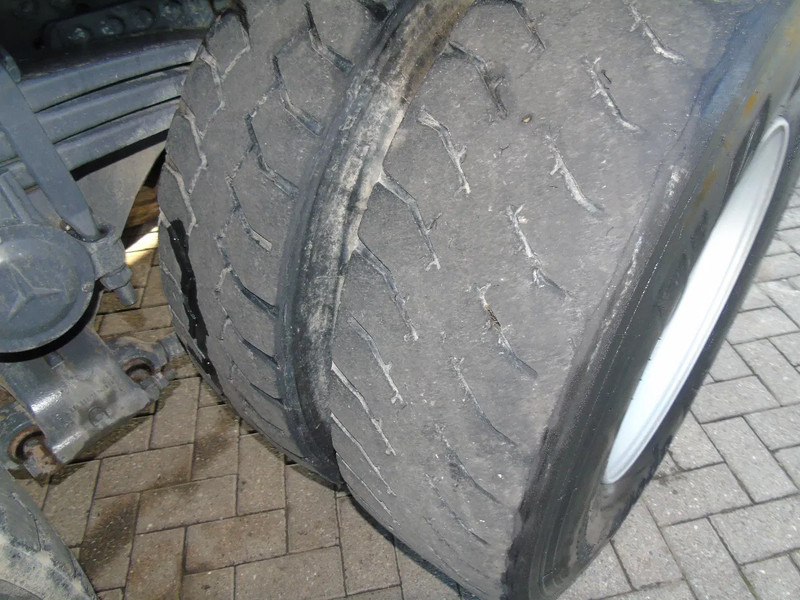 Kipper vrachtwagen Mercedes-Benz Arocs 3348 + TRI TIPPER + 6X4 + EURO 6