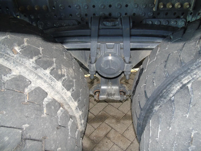 Kipper vrachtwagen Mercedes-Benz Arocs 3348 + TRI TIPPER + 6X4 + EURO 6