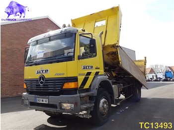 Kipper vrachtwagen Mercedes-Benz Atego 1823