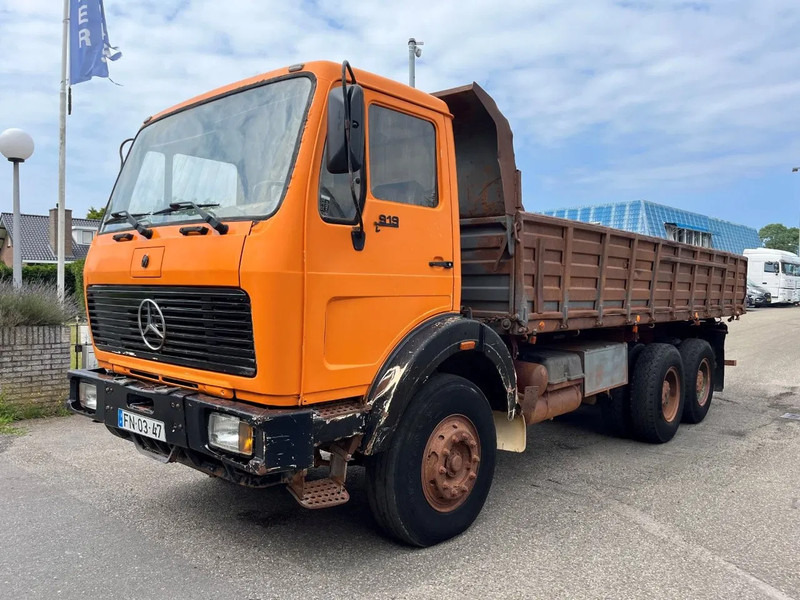 Kipper vrachtwagen Mercedes-Benz SK 2628 6X4 FULL STEEL SPRING KIPPER MANUAL GEARBOX