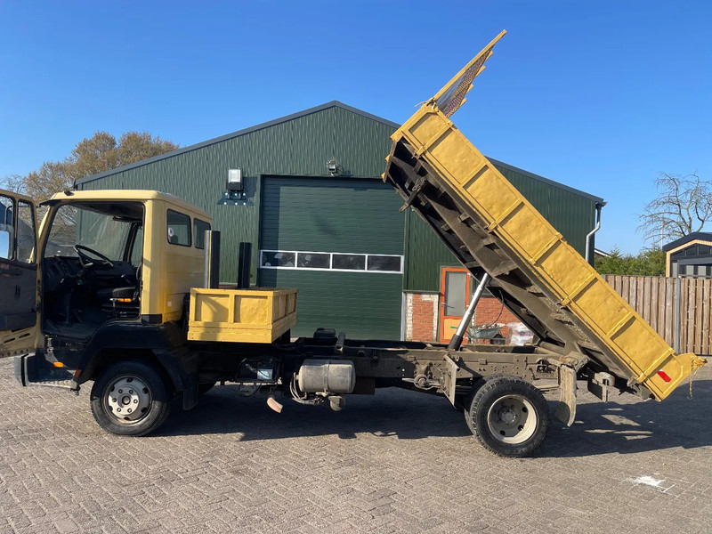 Kipper vrachtwagen Mercedes-Benz SK 814 Tipper