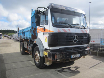 Kipper vrachtwagen Mercedes SK 2024