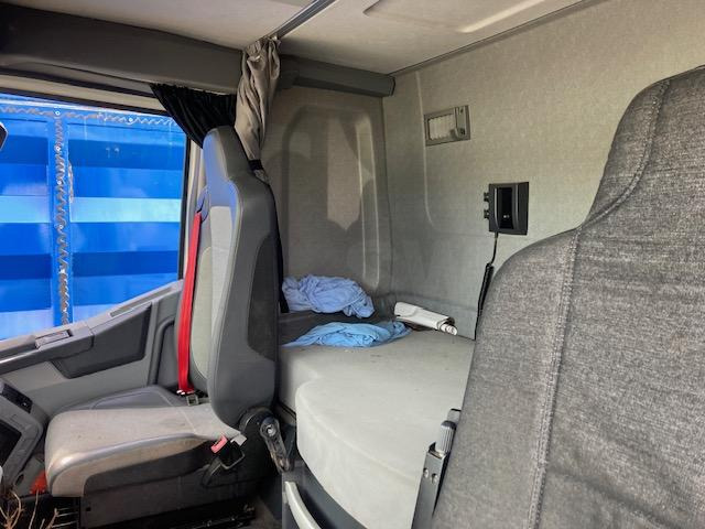 Kipper vrachtwagen Renault C-Series 460