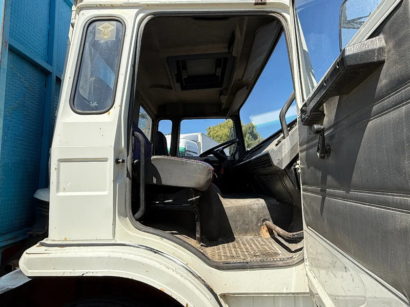 Kipper vrachtwagen Renault G230 4X2 Tipper Spring/Spring Manual Gearbox