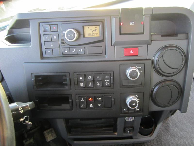 Kipper vrachtwagen Renault Gamme C 380