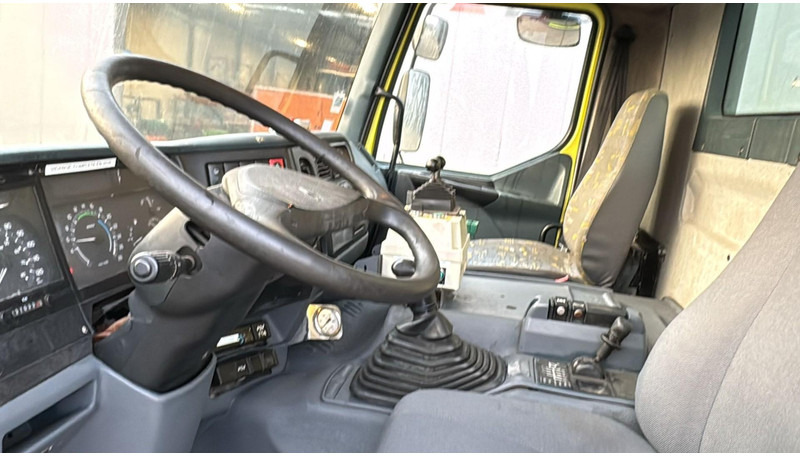 Kipper vrachtwagen Renault KERAX 340 (4X4 / CAMION FRANCAIS / PARFAIT ETAT / LAMES / BOITE ET POMPE MANUELLE / FRENCH TRUCK)