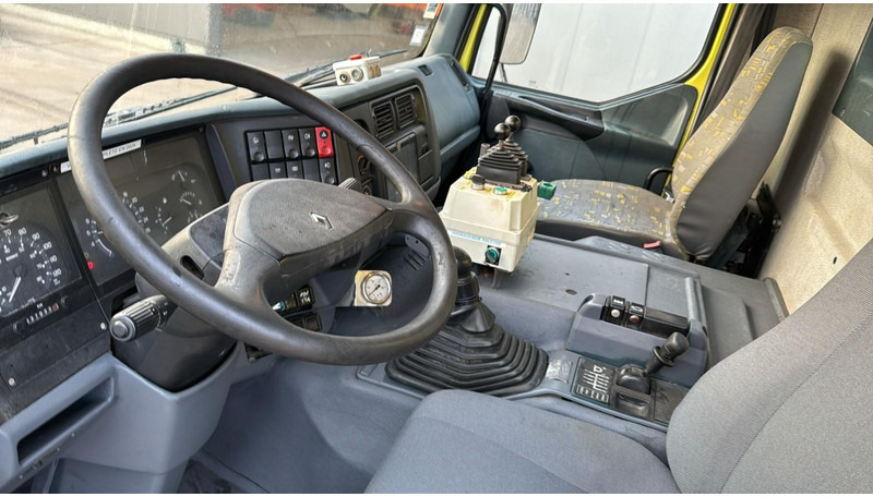 Kipper vrachtwagen Renault KERAX 340 (4X4 / CAMION FRANCAIS / PARFAIT ETAT / LAMES / BOITE ET POMPE MANUELLE / FRENCH TRUCK)