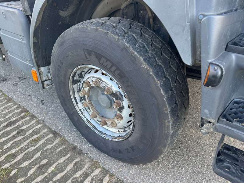 Kipper vrachtwagen Renault KERAX 430.19