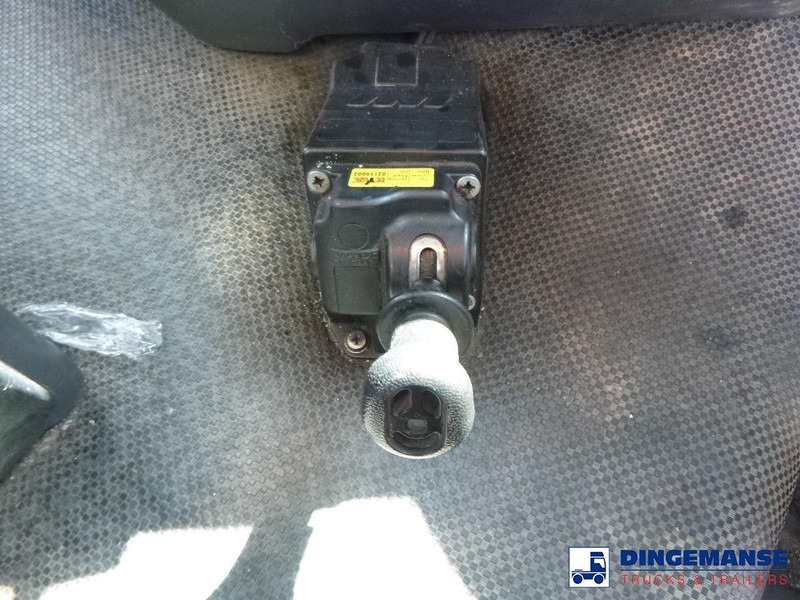 Kipper vrachtwagen Renault K 430 8x4 RHD tipper